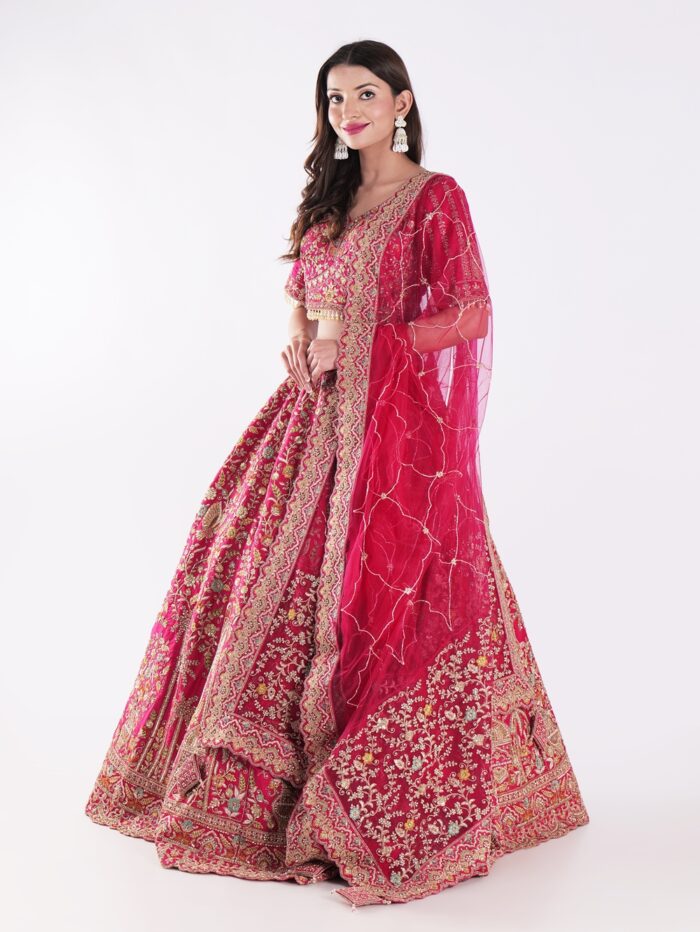 Stunning Floral Pattern With Intricate Embroidery In Gold Silver Bridal Lehenga Choli Set - Image 3