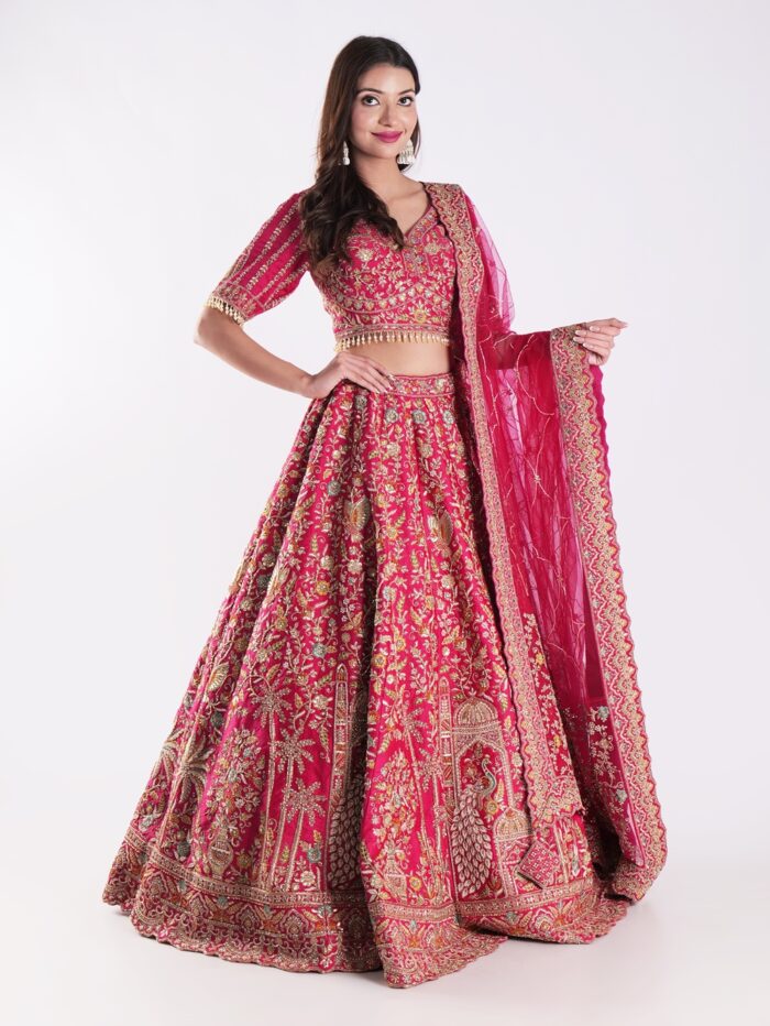 Stunning Floral Pattern With Intricate Embroidery In Gold Silver Bridal Lehenga Choli Set - Image 7